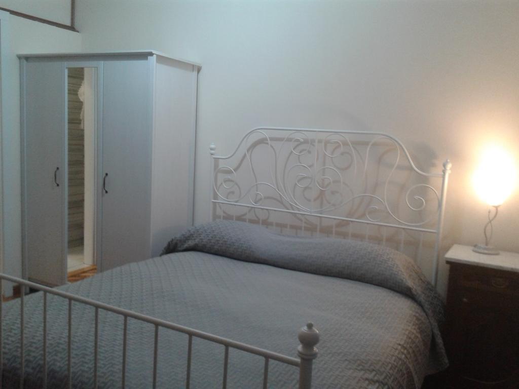 B&B Roma Per Fiera E Aeroporto Понте-Галерия Экстерьер фото